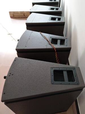 Wedding Biamp Line Array Loudspeaker System 15 Inch 2 Way