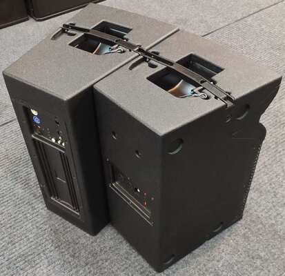 Single Line Array Loudspeaker System 12 Inch 400w 2 Way Powered
