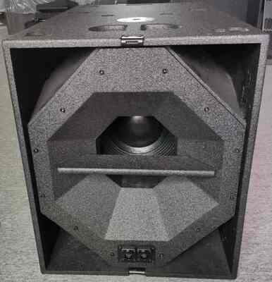 Compact Basspass Subwoofer Loudspeaker 18 Inch 800w Cardioid Sub